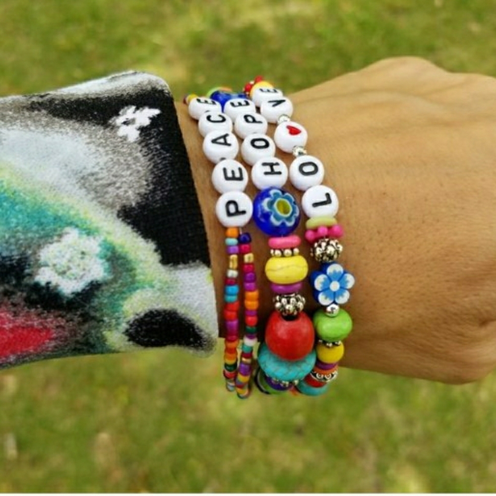 NEW! Artisan Peace, Hope & Love - Hand Crafted Colorful Beaded Bracelet Set - Picture 3 of 7